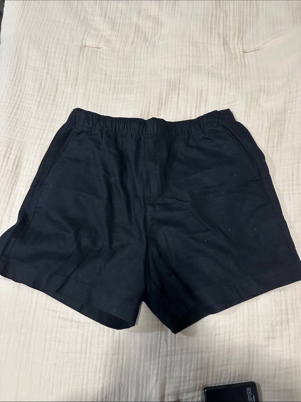 GAP Men's Black Linen Elastic Waist Shorts -5.5inch